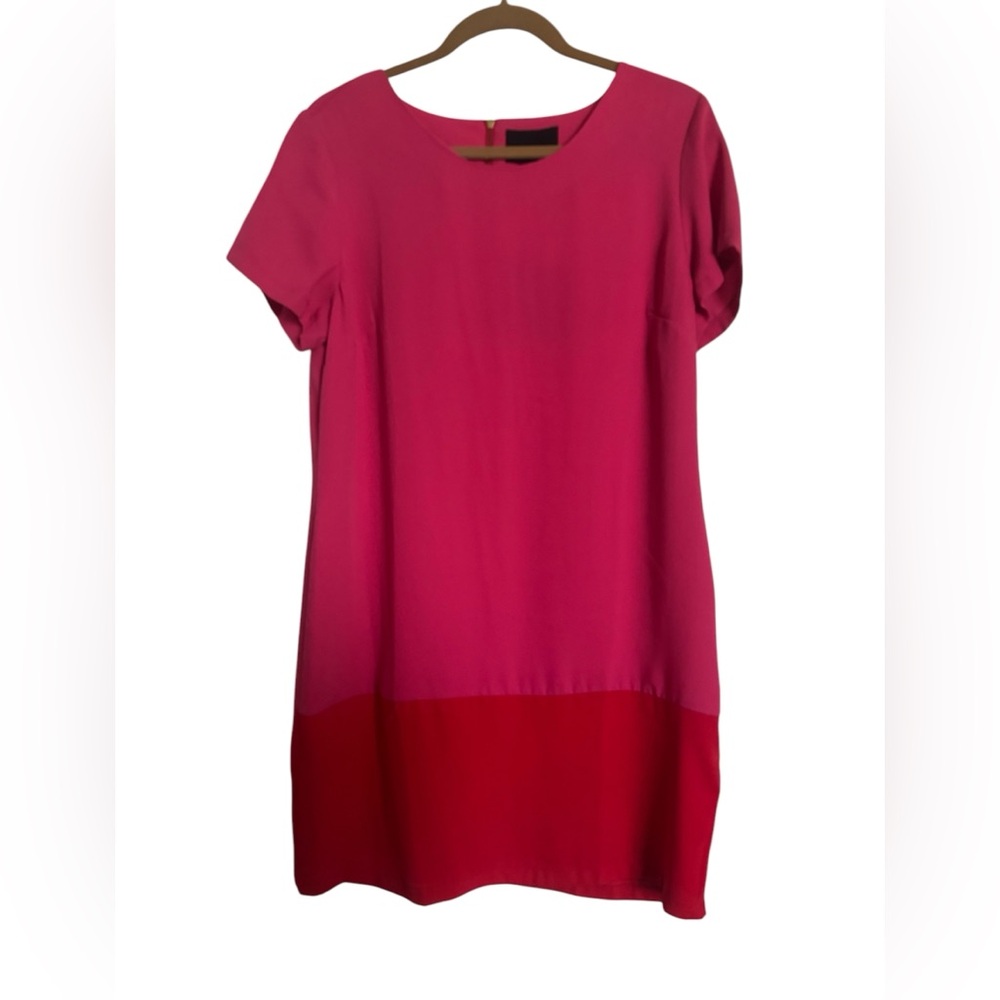 Cynthia Rowley beautiful pink and red dress size 12. Zippered back.